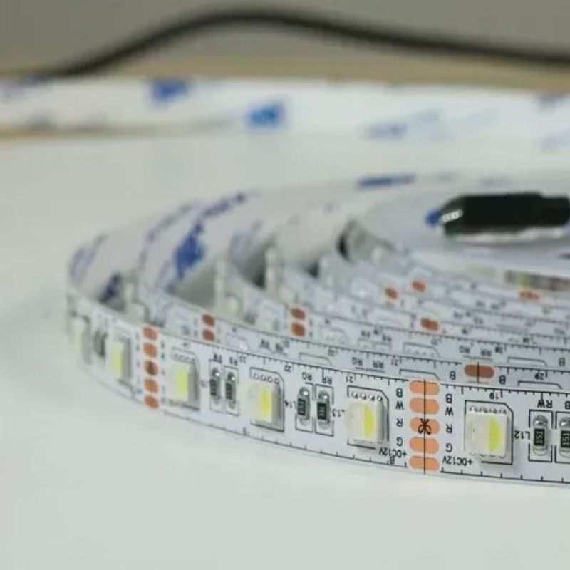 Світло - LED стрічка SMD 5050, 60 LED, 18W, 12V, RGBW, IP20